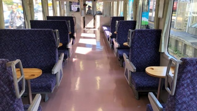 キハ110の車内