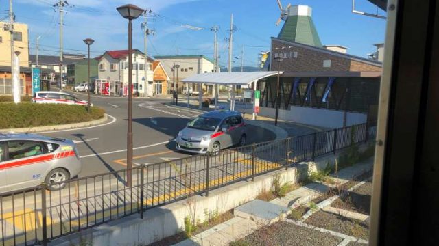 陸中山田駅の駅前