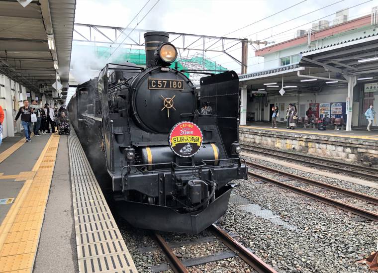 会津若松駅に停車中のSLばんえつ物語