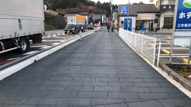 松島海岸駅近くの道路