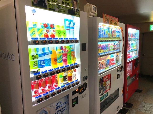 クウィンス森吉の大浴場前にある自販機