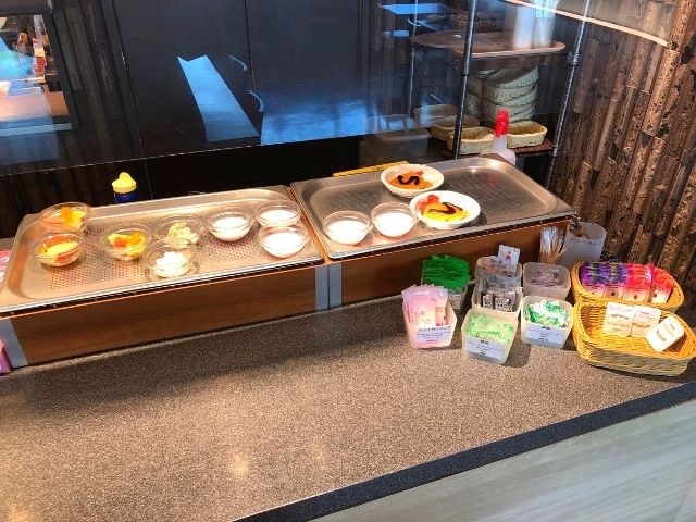 天然温泉 青葉の湯 ドーミーイン仙台ANNEXの朝食のデザートコーナー