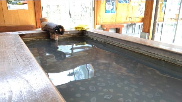 鳴子温泉の手湯