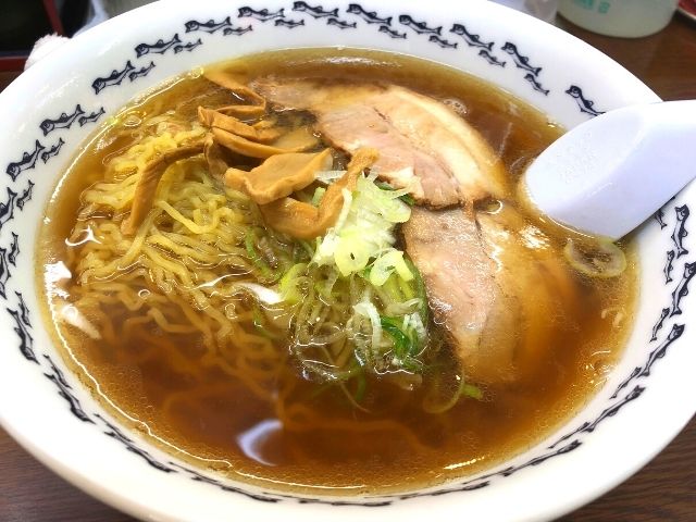 味のめん匠 八戸 みろく横丁でラーメンならここ 昔懐かしいあっさり醬油 東北旅びより