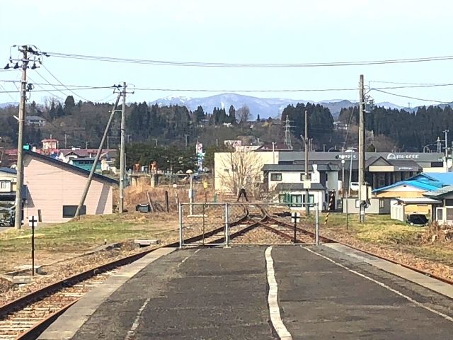 小坂方面へ延伸する予定だった十和田南駅の車止め