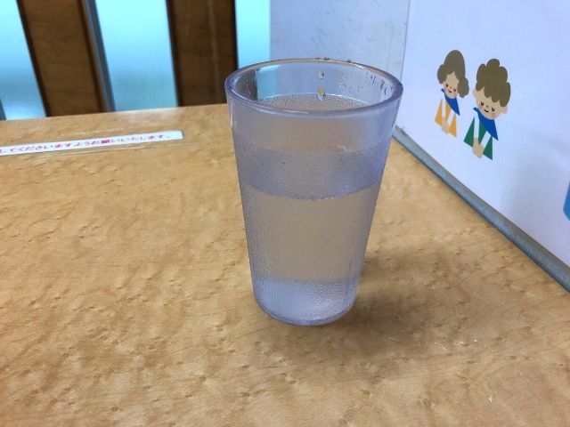 水はセルフサービス