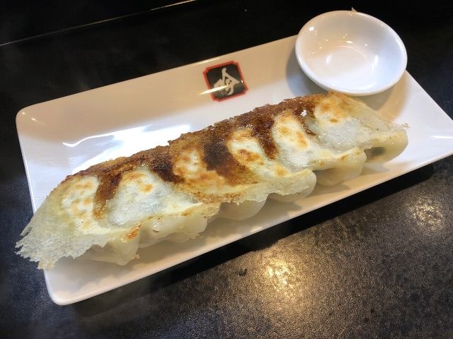 餃子(小ぶり6個)
