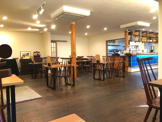 DECCORAの店内