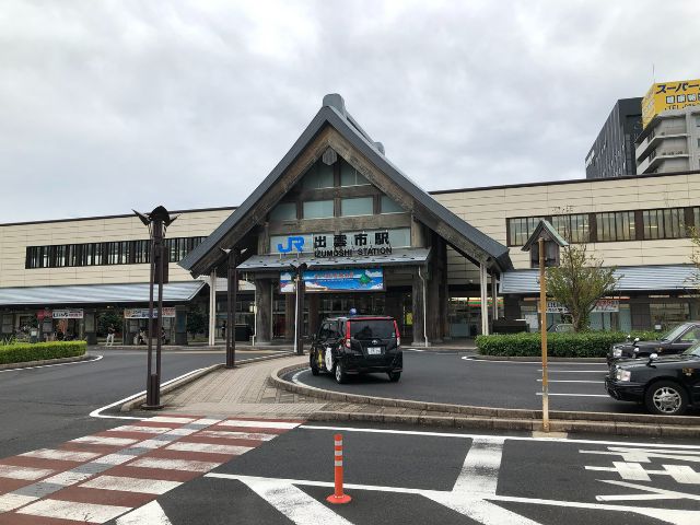 出雲市駅の駅舎