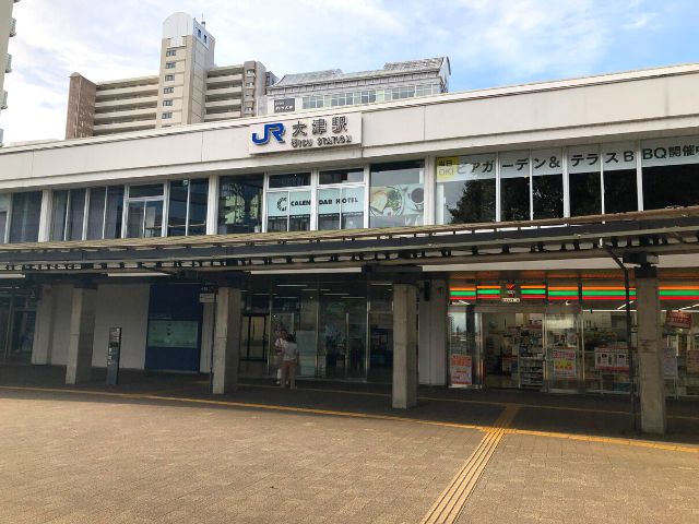 大津駅の駅舎