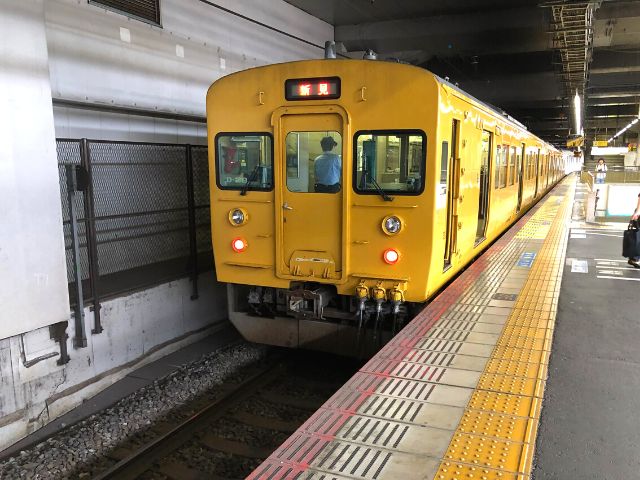 新見行きの普通列車