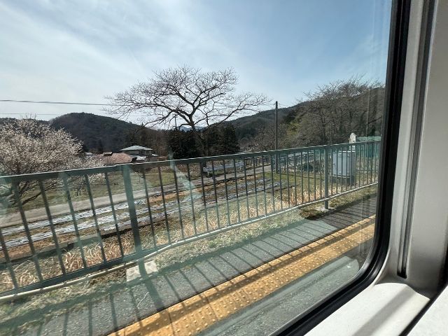 中山宿駅を通過