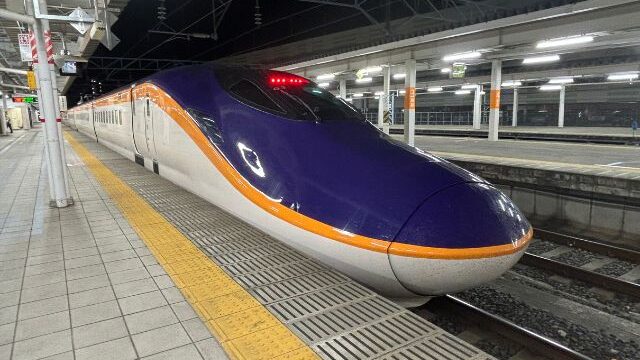 山形新幹線つばさの新型車両E8系