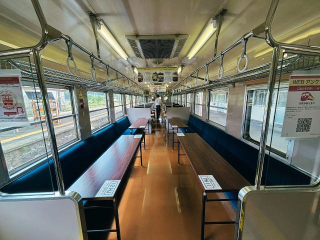 観光急行1号車の車内