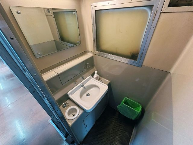 観光急行の洗面台