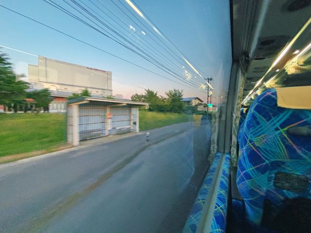 南陽市役所前を通過
