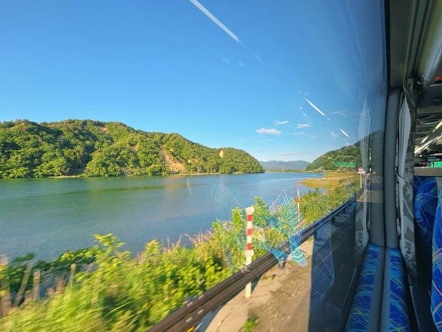車窓から見える荒川