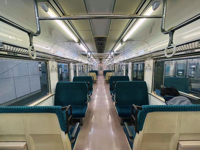 211系のボックスシート